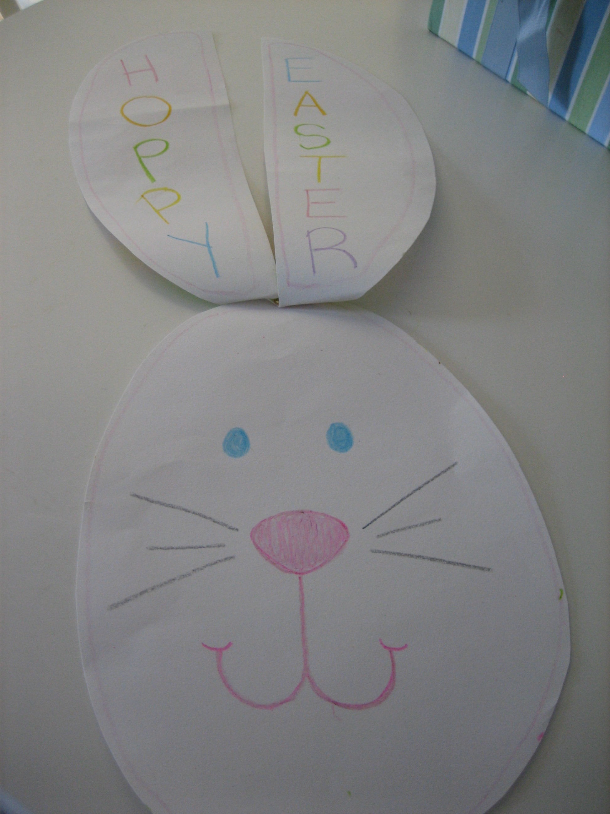 2 Easy Easter Paper Crafts - Happy Home Fairy