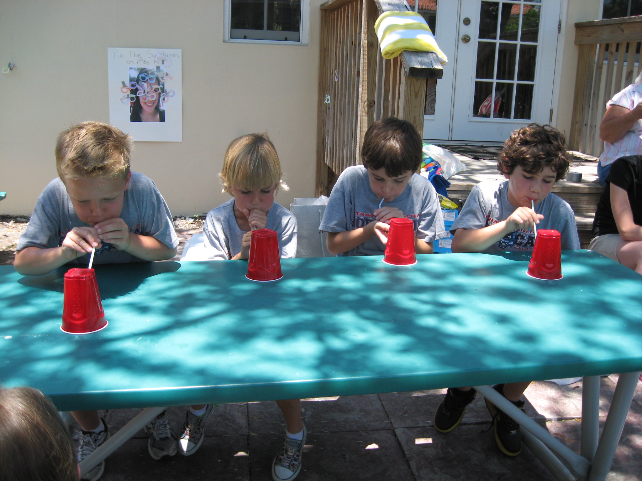 Minute To Win It - Games for Summer Fun! - Happy Home Fairy