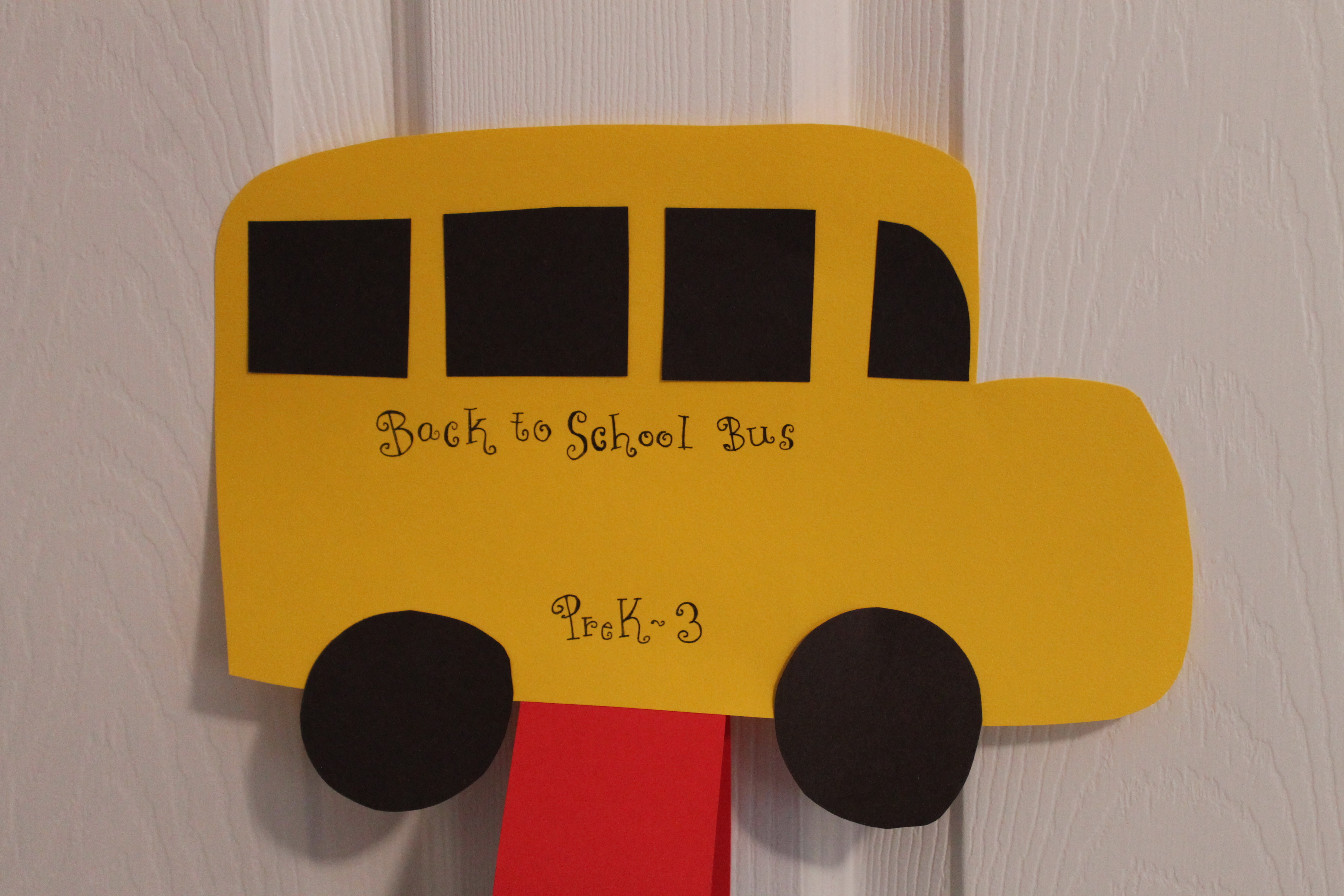 Back to School Bus Paper Chain Countdown - Happy Home Fairy