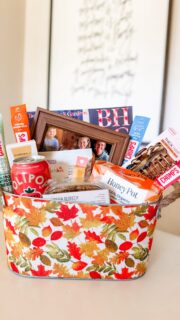 Everyone brings something for the baby… but don’t forget about the mama! 🤍

Someone made me an “after-birth basket” when I had my last baby, and I still remember how loved and cared for it made me feel. So now I love doing the same for other new mamas. 🥹

A few favorite snacks, a magazine, a cute hair clip, pads for postpartum bleeding + nursing, lip oil, a fun drink… just little things to make those first days at home a tiny bit more comfortable.

But my FAVORITE part? 🥹 A printed and framed photo of their brand-new family with the new baby. 🤍

Because in a season when so much attention (rightfully!) goes to that precious new little one, sometimes mama needs a little reminder:

We see you, too. We’re celebrating you, too! Here are some diapers for you, too. 😂

Such a simple gift. Such a sweet way to love on a new mom! 🩷🩵🩷

#AfterBirthBasket #PostpartumCare #NewMomGift #NewMama #PostpartumSupport